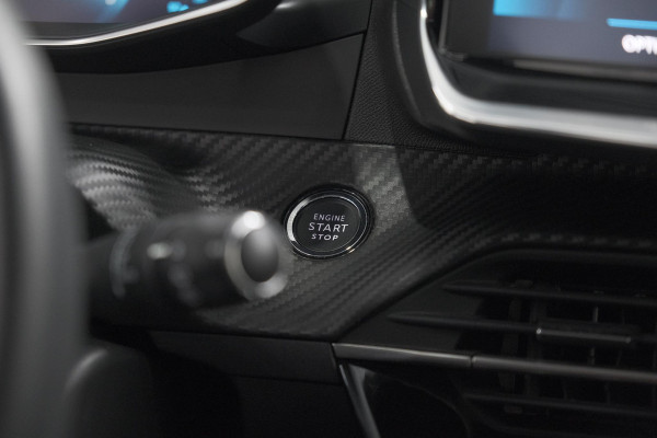 Peugeot 208 PureTech 100 EAT8 Allure | Adaptieve Cruise control |  Camera | Parkeersensoren voor + achter | Navigatie | Apple Carplay