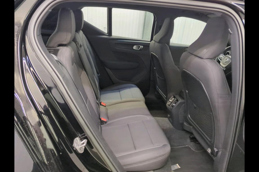 Volvo XC40 Recharge Ultimate 70 kWh Soh 94.5% Pano.dak Har/Kard Trekhaak