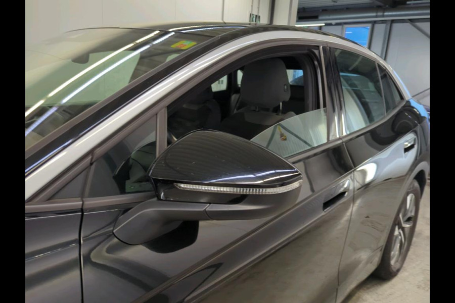 Volkswagen ID.5 Pro 77 kWh Soh 96.3% 1Eig Trekhaak Warmtepomp Camera Carplay