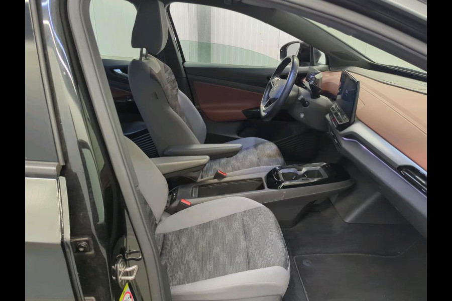 Volkswagen ID.5 Pro 77 kWh Soh 96.3% 1Eig Trekhaak Warmtepomp Camera Carplay