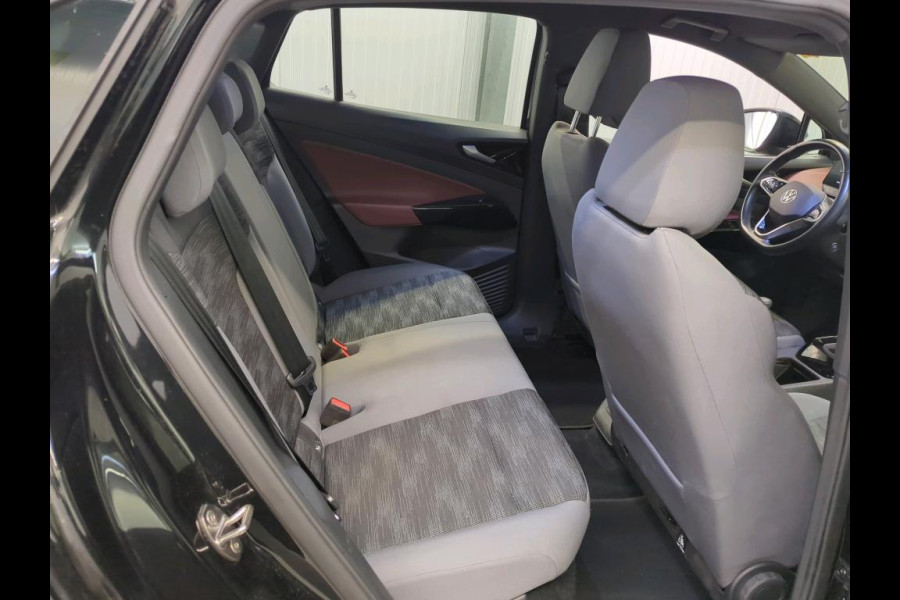 Volkswagen ID.5 Pro 77 kWh Soh 96.3% 1Eig Trekhaak Warmtepomp Camera Carplay
