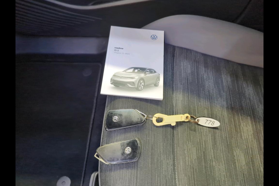 Volkswagen ID.5 Pro 77 kWh Soh 96.3% 1Eig Trekhaak Warmtepomp Camera Carplay