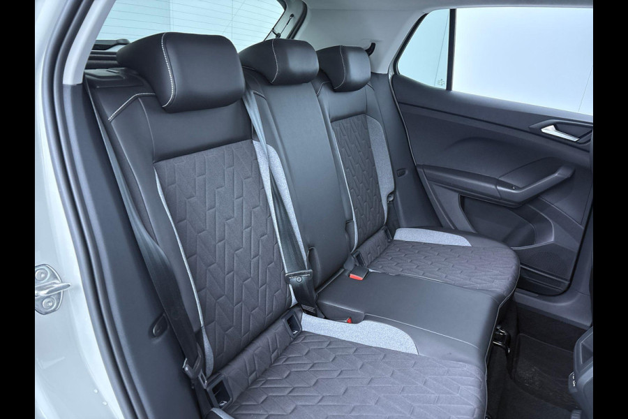 Volkswagen T-Cross 1.0 TSI Life Goal 115 pk Automaat (DSG) | Navigatie via App | Parkeersensoren | Achteruitrijcamera | Adaptieve cruise control | Stoelverwarming | Apple carplay / Android auto | Autom. Airco |