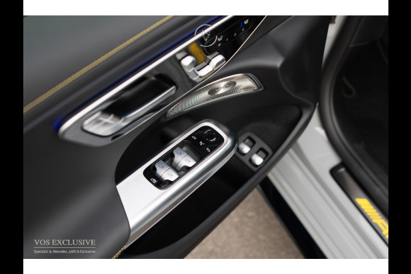 Mercedes-Benz E-Klasse AMG 53 4M Edition 1 Full Carbon in- en exterieur|Bumester 4D|Schaalstoelen|Keyless|Stoelkoeling|ACC|Performance Sound|360°Camera|Superscreen