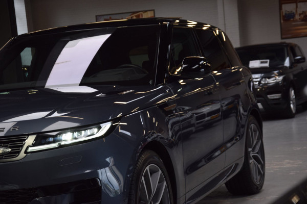 Land Rover Range Rover Sport 3.0 D350 *First Edition* Navi|Leder|Massage|Panoramadak|Head-up|Dealer onderhouden