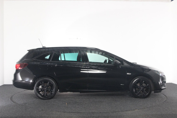 Opel Astra Sports Tourer 1.2 Design & Tech