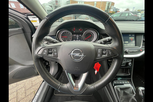 Opel Astra Sports Tourer 1.2 Design & Tech