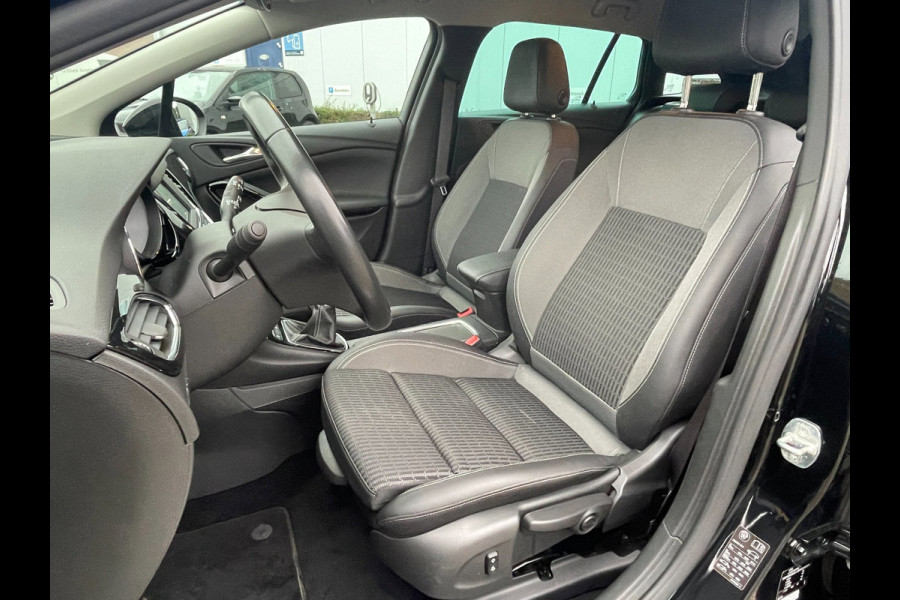 Opel Astra Sports Tourer 1.2 Design & Tech