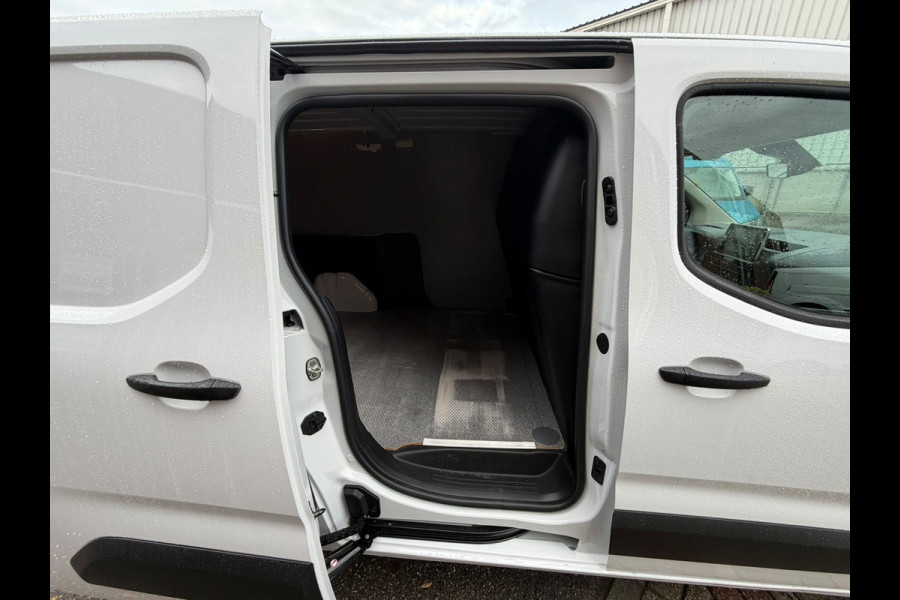 Opel Combo 1.5D L2H1 Standaard / 131PK Automaat / Camera / Stuur verwarming