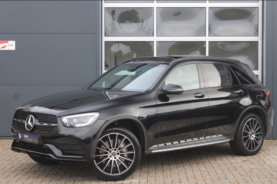 Mercedes-Benz GLC 300e 4MATIC AMG | Pano | Burmester | 360 | Sfeerverlichting