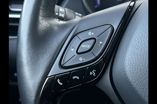 Toyota C-HR 1.8 Hybrid Dynamic | Dodehoek | LED | Camera | Winter Pack