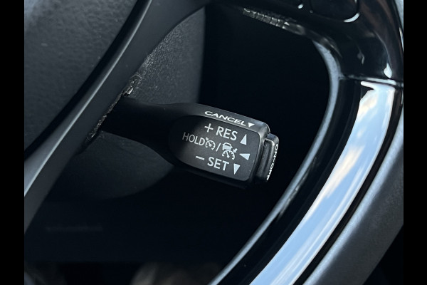 Toyota C-HR 1.8 Hybrid Dynamic | Dodehoek | LED | Camera | Winter Pack