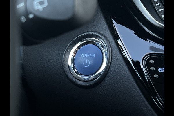 Toyota C-HR 1.8 Hybrid Dynamic | Dodehoek | LED | Camera | Winter Pack
