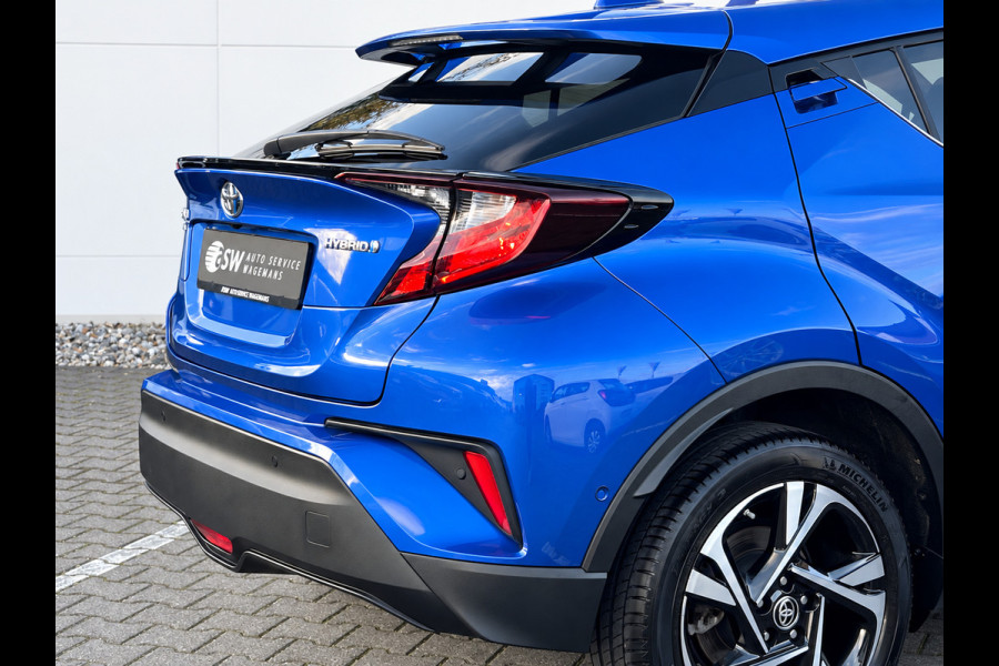 Toyota C-HR 1.8 Hybrid Dynamic | Dodehoek | LED | Camera | Winter Pack