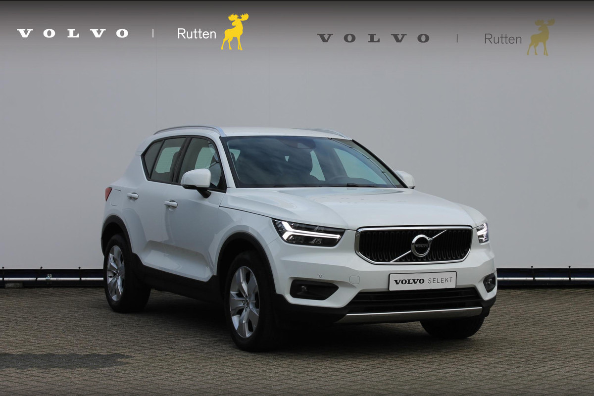 Volvo XC40 T3 163PK Automaat Business Pro Navigatie / Trekhaak / Adaptieve Cruise Control / 18" lichtmetalen velgen / Climare Control
