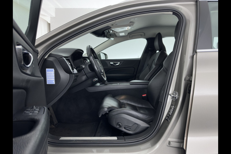 Volvo V60 2.0 D4 Momentum Pro (INCL.BTW) Aut. *LEATHER | FULL-LED | HEATED-COMFORTSEATS | DIGI-COCKPIT | CARPLAY | NAVI-FULLMAP | ECC | PDC | CRUISE | 17''ALU | TOWBAR*