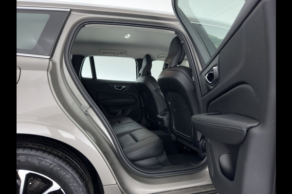 Volvo V60 2.0 D4 Momentum Pro (INCL.BTW) Aut. *LEATHER | FULL-LED | HEATED-COMFORTSEATS | DIGI-COCKPIT | CARPLAY | NAVI-FULLMAP | ECC | PDC | CRUISE | 17''ALU | TOWBAR*