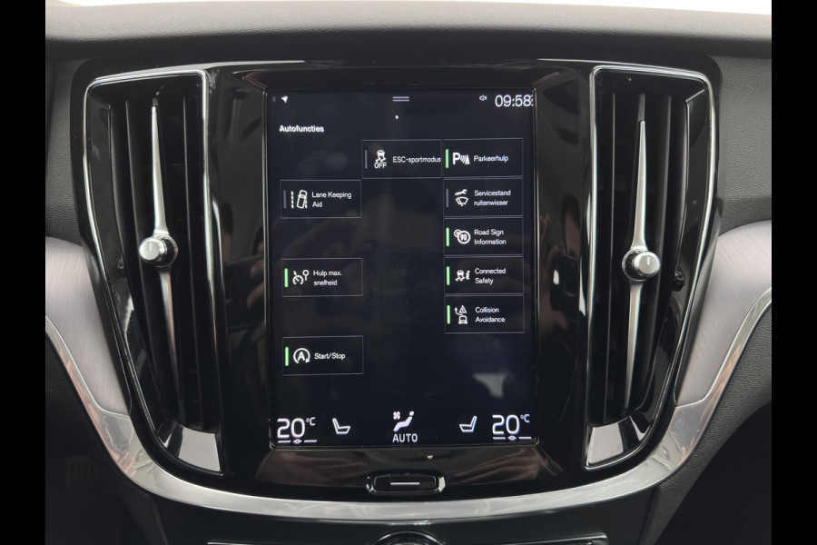 Volvo V60 2.0 D4 Momentum Pro (INCL.BTW) Aut. *LEATHER | FULL-LED | HEATED-COMFORTSEATS | DIGI-COCKPIT | CARPLAY | NAVI-FULLMAP | ECC | PDC | CRUISE | 17''ALU | TOWBAR*