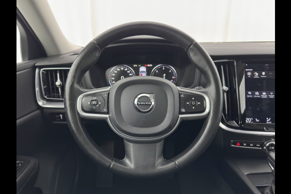 Volvo V60 2.0 D4 Momentum Pro (INCL.BTW) Aut. *LEATHER | FULL-LED | HEATED-COMFORTSEATS | DIGI-COCKPIT | CARPLAY | NAVI-FULLMAP | ECC | PDC | CRUISE | 17''ALU | TOWBAR*