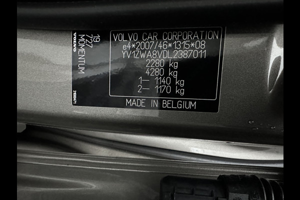 Volvo V60 2.0 D4 Momentum Pro (INCL.BTW) Aut. *LEATHER | FULL-LED | HEATED-COMFORTSEATS | DIGI-COCKPIT | CARPLAY | NAVI-FULLMAP | ECC | PDC | CRUISE | 17''ALU | TOWBAR*