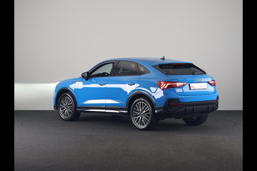 Audi Q3 Sportback 45 TFSI e S Edition 245pk | Navigatie | Elektrisch verstelbare voorstoelen | Sonos Audio | Adaptieve cruise controle | Stoelverwarming | S-line interieur