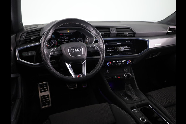 Audi Q3 Sportback 45 TFSI e S Edition 245pk | Navigatie | Elektrisch verstelbare voorstoelen | Sonos Audio | Adaptieve cruise controle | Stoelverwarming | S-line interieur