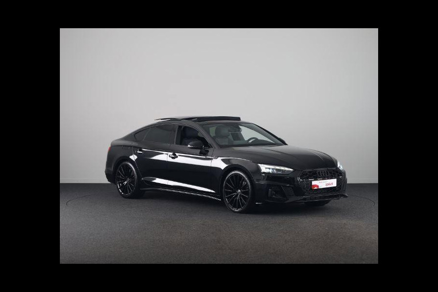Audi A5 Sportback 35 TFSI S edition Competition 150pk | Panoramadak | Parkeercamera | Navigatie | S-line interieur |