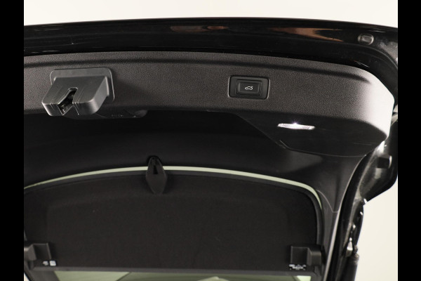 Audi A5 Sportback 35 TFSI S edition Competition 150pk | Panoramadak | Parkeercamera | Navigatie | S-line interieur |