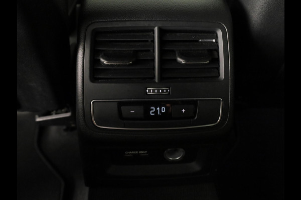 Audi A5 Sportback 35 TFSI S edition Competition 150pk | Panoramadak | Parkeercamera | Navigatie | S-line interieur |
