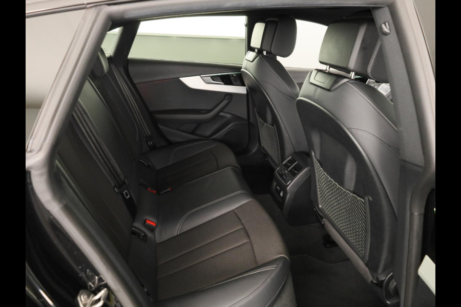 Audi A5 Sportback 35 TFSI S edition Competition 150pk | Panoramadak | Parkeercamera | Navigatie | S-line interieur |