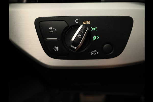 Audi A5 Sportback 35 TFSI S edition Competition 150pk | Panoramadak | Parkeercamera | Navigatie | S-line interieur |