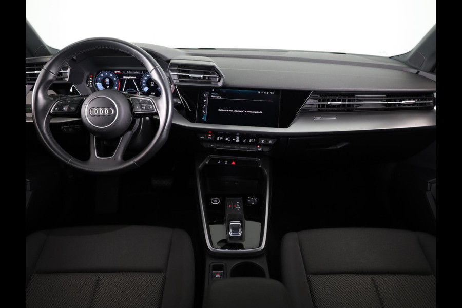 Audi A3 Limousine 30 TFSI Pro Line 110 pk S-tronic | Navigatie via App | Parkeersensoren achter | Cruise control | LED koplampen |