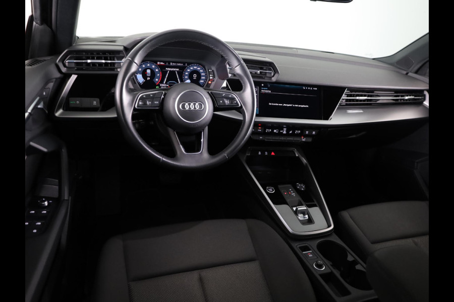 Audi A3 Limousine 30 TFSI Pro Line 110 pk S-tronic | Navigatie via App | Parkeersensoren achter | Cruise control | LED koplampen |