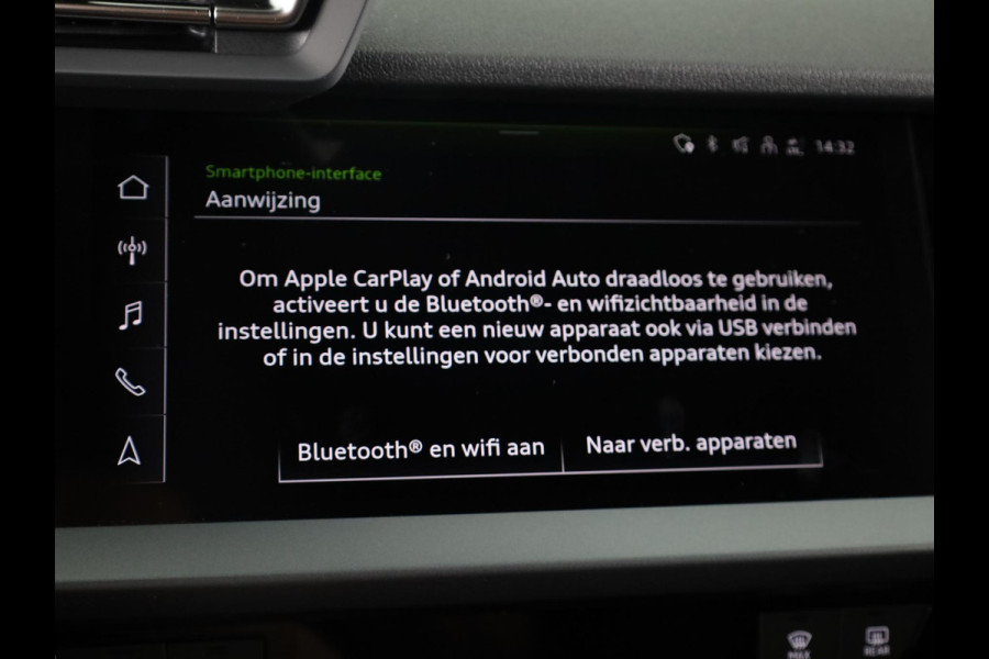 Audi A3 Sportback Pro Line 40 TFSI e 204 pk | Private lease vanaf € 717,- per maand | Afgevlakt sportstuur | Achteruitrijcamera | Dynamisch led verlichting |