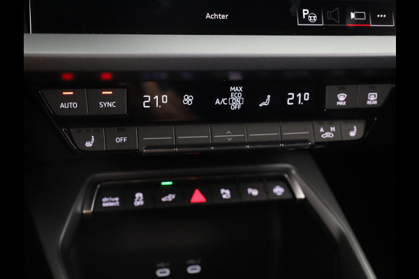 Audi A3 Sportback Pro Line 40 TFSI e 204 pk | Private lease vanaf € 717,- per maand | Afgevlakt sportstuur | Achteruitrijcamera | Dynamisch led verlichting |