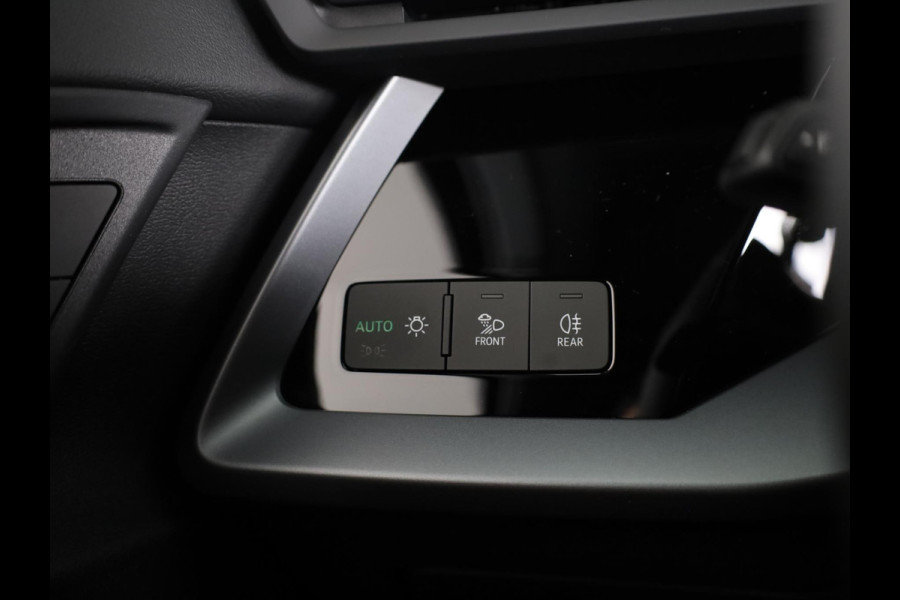 Audi A3 Sportback Pro Line 40 TFSI e 204 pk | Private lease vanaf € 717,- per maand | Afgevlakt sportstuur | Achteruitrijcamera | Dynamisch led verlichting |