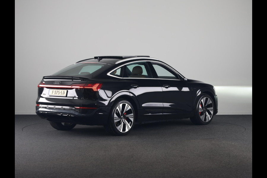 Audi Q8 Sportback e-tron 55 quattro S Edition 115 kWh 408pk | Panoramadak | Lederen bekleding | 22 inch Lichtmetalen velgen |