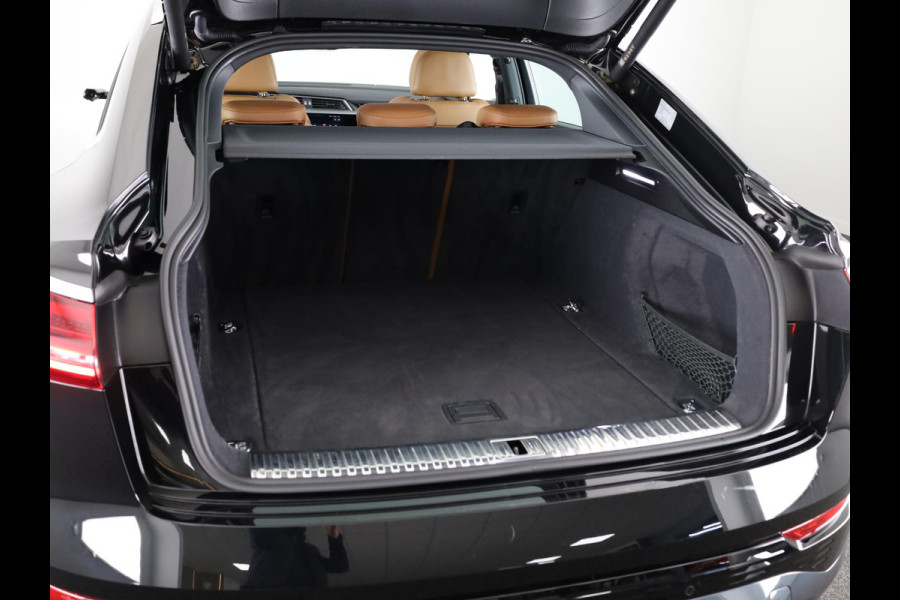 Audi Q8 Sportback e-tron 55 quattro S Edition 115 kWh 408pk | Panoramadak | Lederen bekleding | 22 inch Lichtmetalen velgen |
