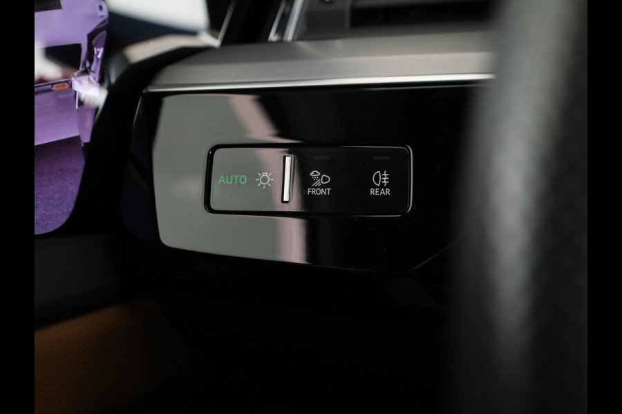Audi Q8 Sportback e-tron 55 quattro S Edition 115 kWh 408pk | Panoramadak | Lederen bekleding | 22 inch Lichtmetalen velgen |