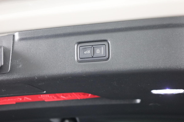 Audi A6 Avant e-tron Advanced edition 100 kWh 367pk | Private lease vanaf € 1.189,-  per maand | Tech Plus pakket | leder interieur | Optiek pakket zwart-glanzend | Privacy glass | 20 inch Lichtmetalen velgen