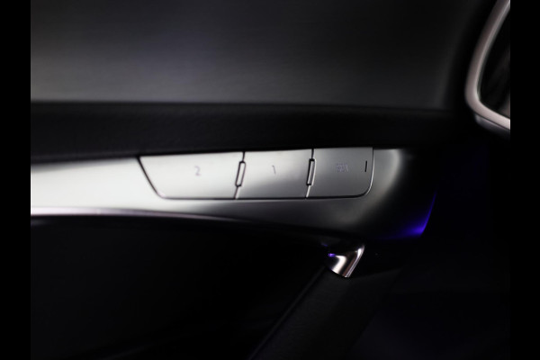 Audi A6 Limousine 40 TFSI S edition Competition 204pk | Private lease vanaf € 845,- per maand |  Panoramadak | HD Matrix | Parkeercamera | B&O  Audio | 19 inch lichtmetalen velgen | Verlengde garantie