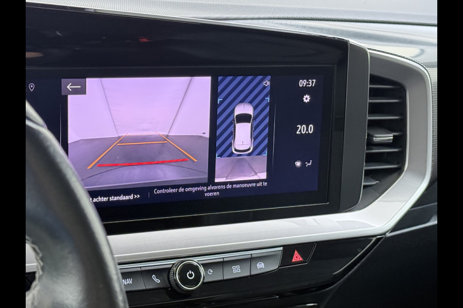 Opel Mokka-e 136PK Automaat Adap.Cruise Warmtepomp Leder 360°Camera Stoelverwarming Navi Android Auto Apple Carplay 50kWh SOH 87% Business El Ecc Privacy Glas Led Isofix DAB Bluetooth Lmv 17" Regen-Lichtsensor Lane Assist 1e Eigenaar Dealeronderhouden Origineel Nederlandse Auto