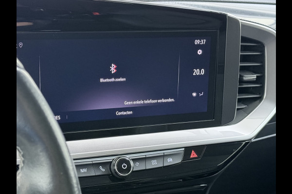 Opel Mokka-e 136PK Automaat Adap.Cruise Warmtepomp Leder 360°Camera Stoelverwarming Navi Android Auto Apple Carplay 50kWh SOH 87% Business El Ecc Privacy Glas Led Isofix DAB Bluetooth Lmv 17" Regen-Lichtsensor Lane Assist 1e Eigenaar Dealeronderhouden Origineel Nederlandse Auto