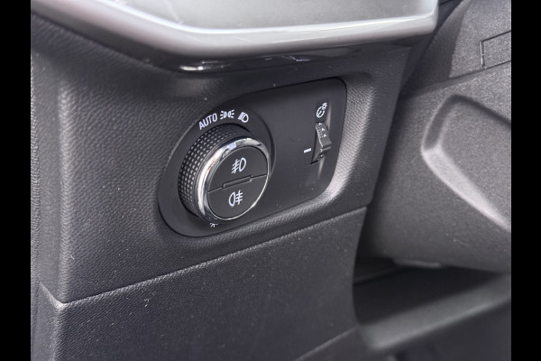 Opel Mokka-e 136PK Automaat Adap.Cruise Warmtepomp Leder 360°Camera Stoelverwarming Navi Android Auto Apple Carplay 50kWh SOH 87% Business El Ecc Privacy Glas Led Isofix DAB Bluetooth Lmv 17" Regen-Lichtsensor Lane Assist 1e Eigenaar Dealeronderhouden Origineel Nederlandse Auto