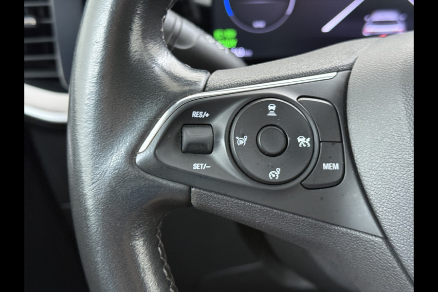 Opel Mokka-e 136PK Automaat Adap.Cruise Warmtepomp Leder 360°Camera Stoelverwarming Navi Android Auto Apple Carplay 50kWh SOH 87% Business El Ecc Privacy Glas Led Isofix DAB Bluetooth Lmv 17" Regen-Lichtsensor Lane Assist 1e Eigenaar Dealeronderhouden Origineel Nederlandse Auto