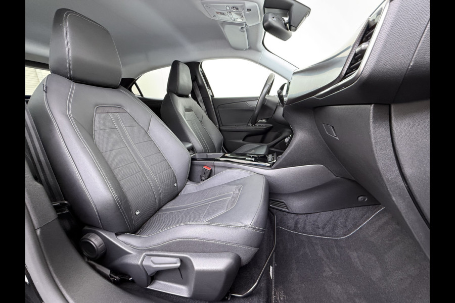 Opel Mokka-e 136PK Automaat Adap.Cruise Warmtepomp Leder 360°Camera Stoelverwarming Navi Android Auto Apple Carplay 50kWh SOH 87% Business El Ecc Privacy Glas Led Isofix DAB Bluetooth Lmv 17" Regen-Lichtsensor Lane Assist 1e Eigenaar Dealeronderhouden Origineel Nederlandse Auto
