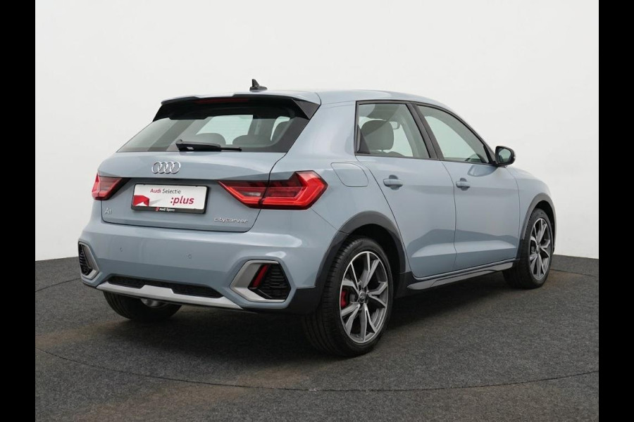 Audi A1 citycarver 25 TFSI epic 95pk | Komt begin november binnen | Lichtmetalen velgen 17" | Navigatie via App | Automatische airco | Stoelverwarming | Cruise control adaptief | LED koplampen | Sportstoelen