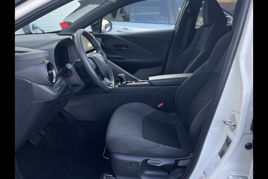 Toyota C-HR 1.8 Hybrid 140 Team D | LED Matric | Camera | Winter Pakket