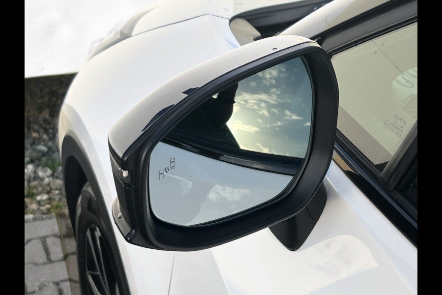 Toyota C-HR 1.8 Hybrid 140 Team D | LED Matric | Camera | Winter Pakket