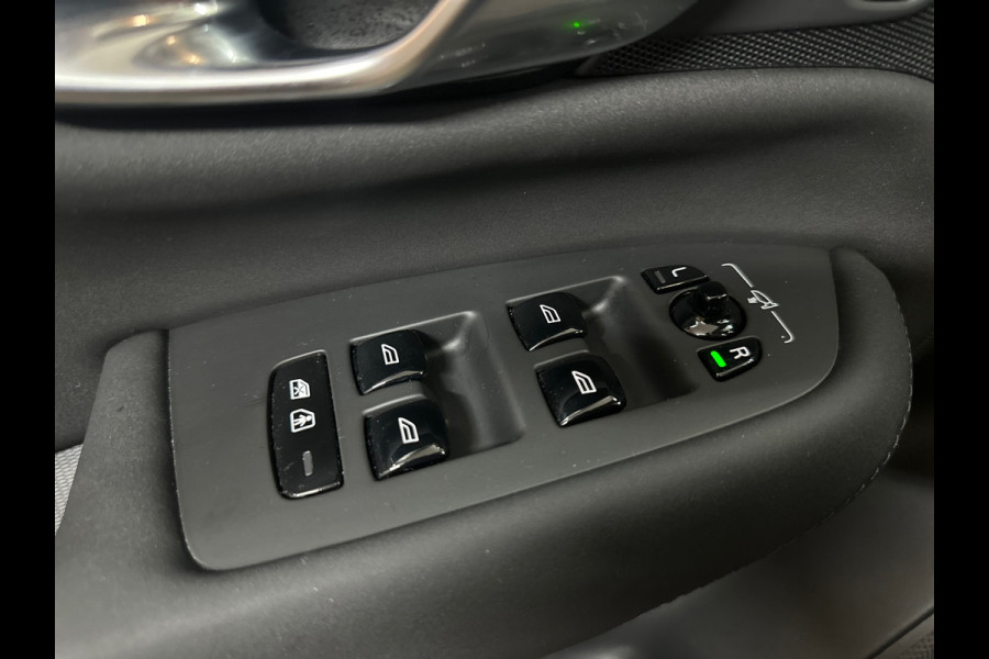 Volvo XC90 2.0 T8 hybrid Ultra Dark 7p.| MY2026| Luchtvering| Lagom-Pack | Winter-Pack| H/K Sound| Trekhaak| HuD| 22inch|Massage